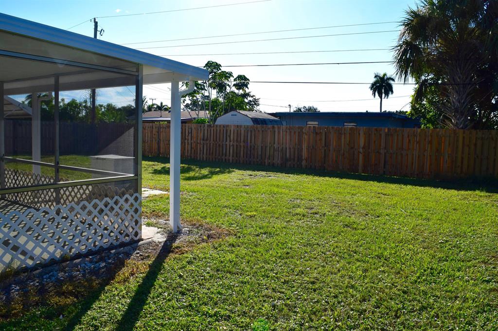 SEMINOLE MANOR 1 - Residential