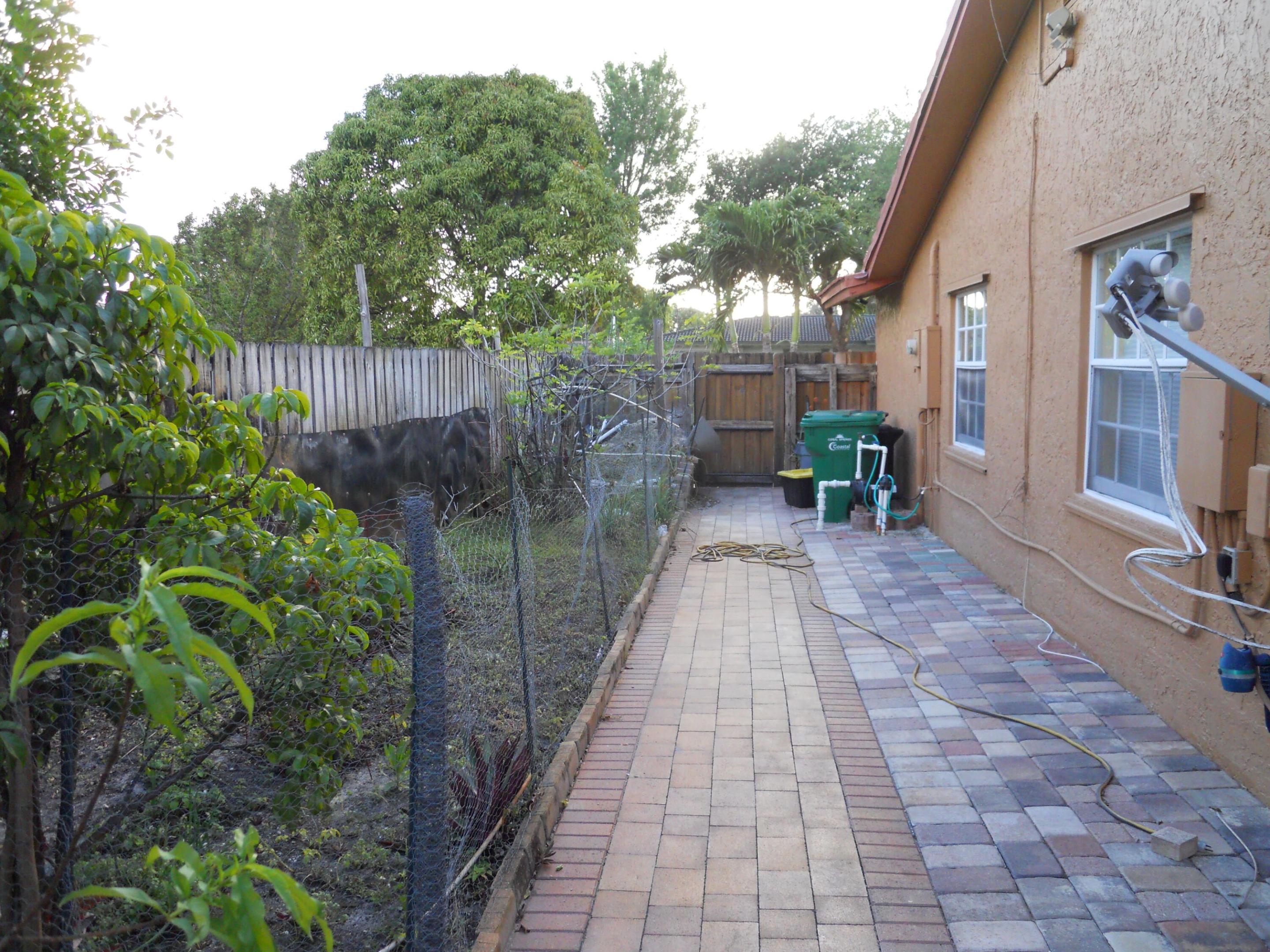 FOREST HILLS - Residential