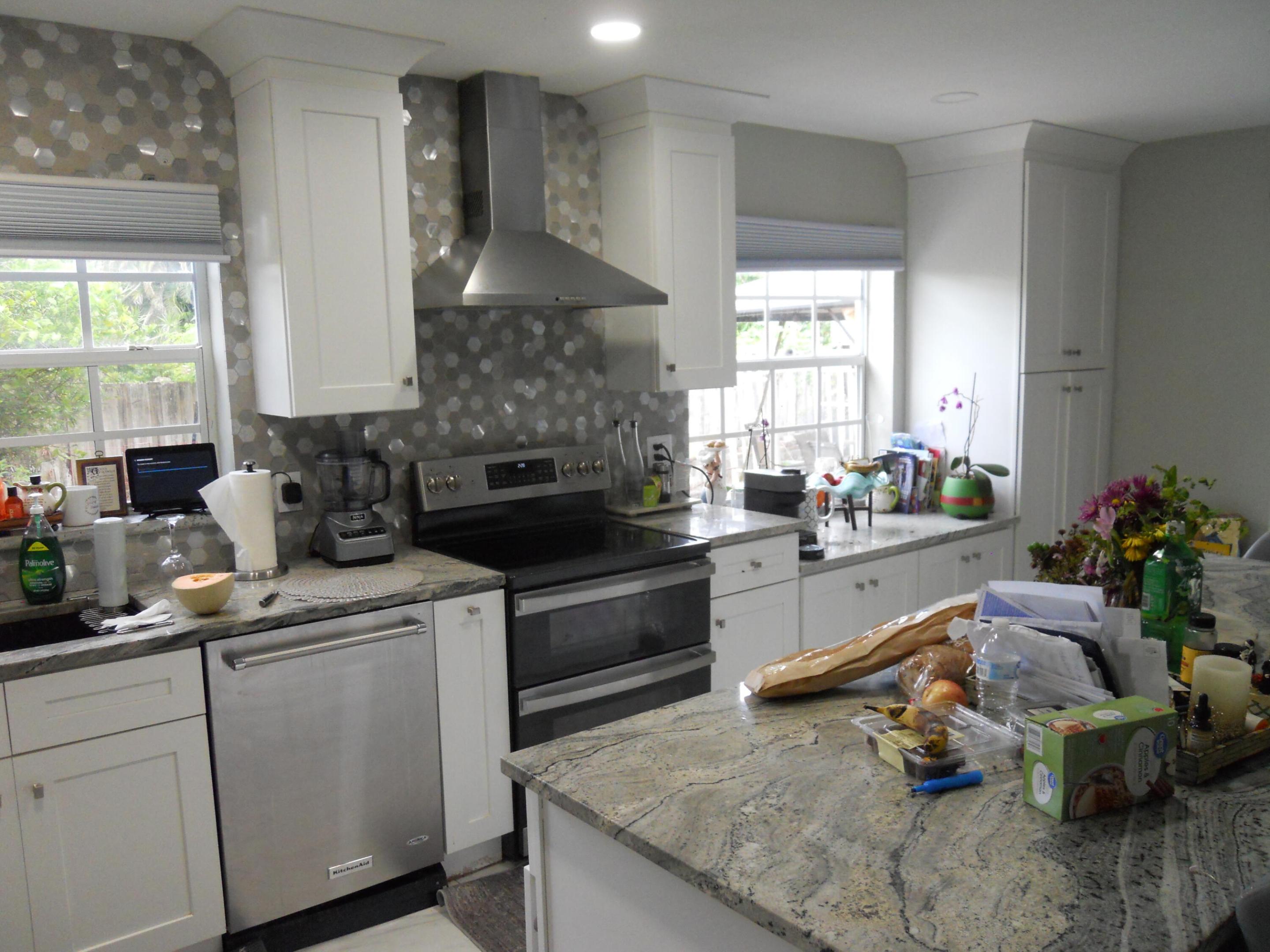 FOREST HILLS - Residential