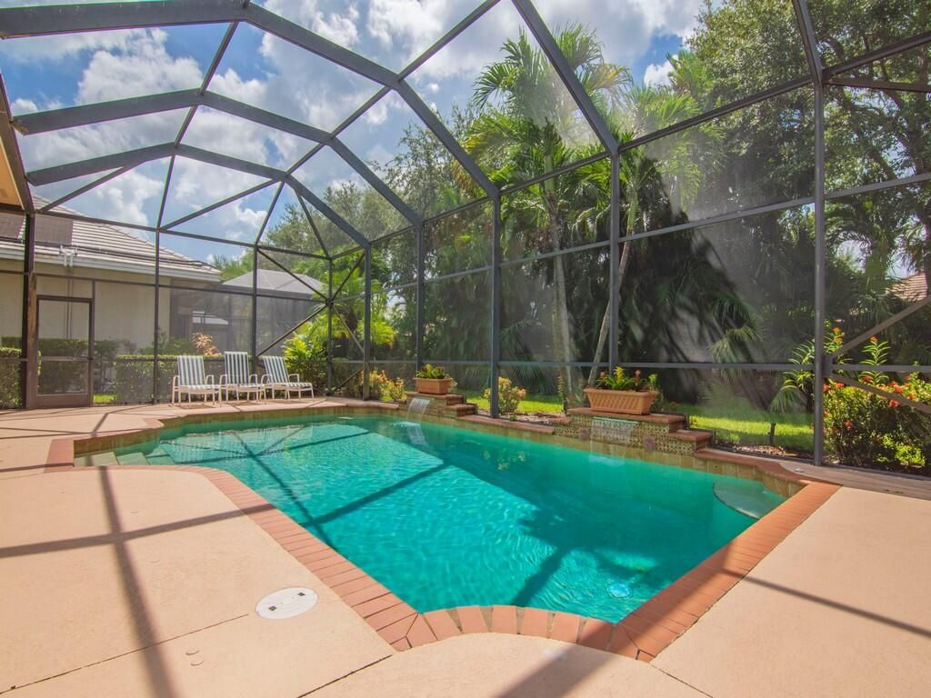 Photo of 1225 Riverwind Circle, Vero Beach, FL 32967 (MLS # R11119500)