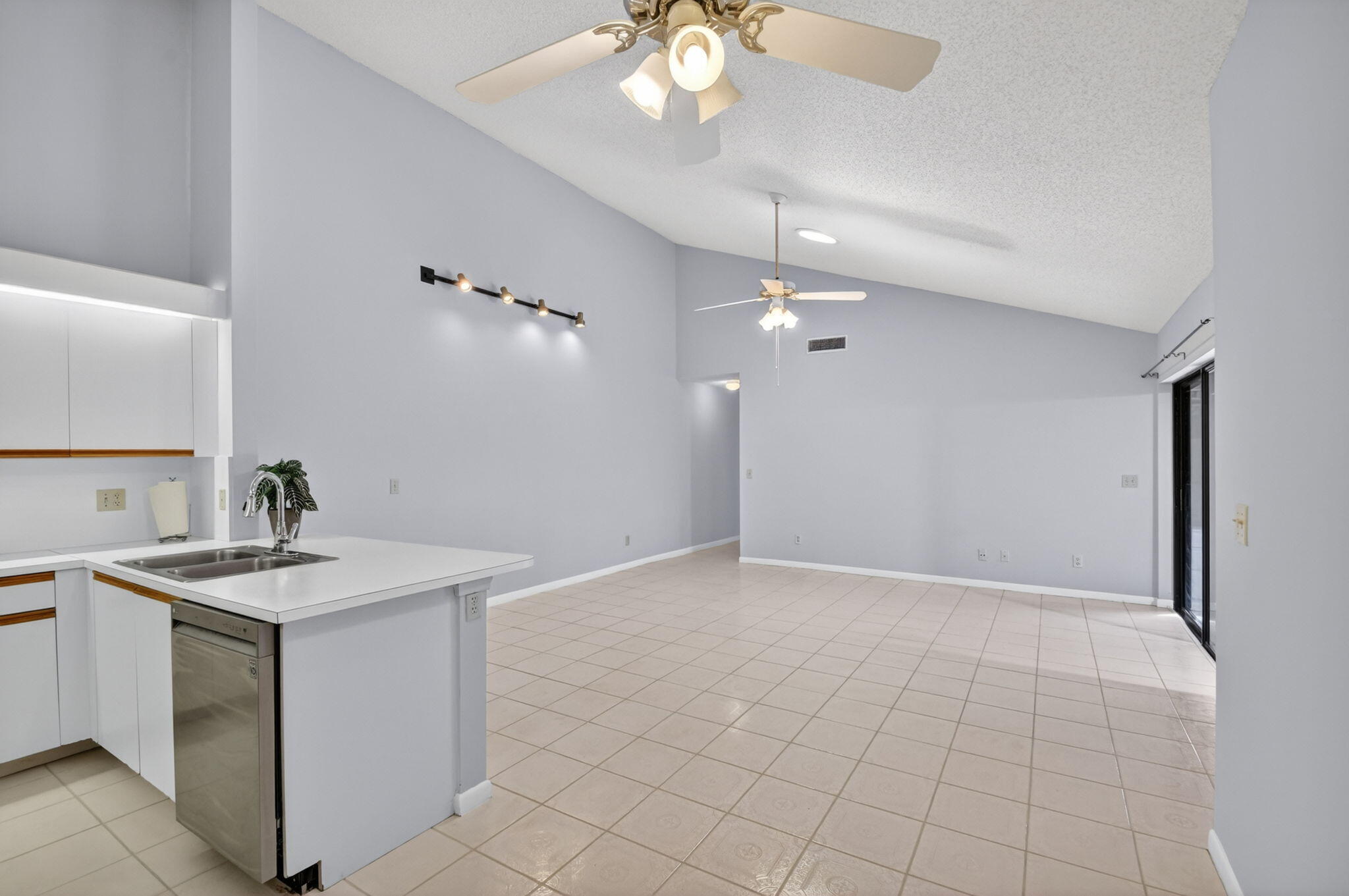 TIMBERLANE - Residential