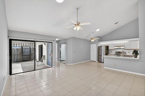 1604 Timberlane Circle Greenacres FL 33463