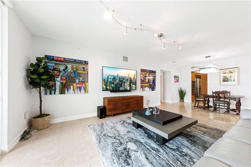 Landings at Las Olas - Residential