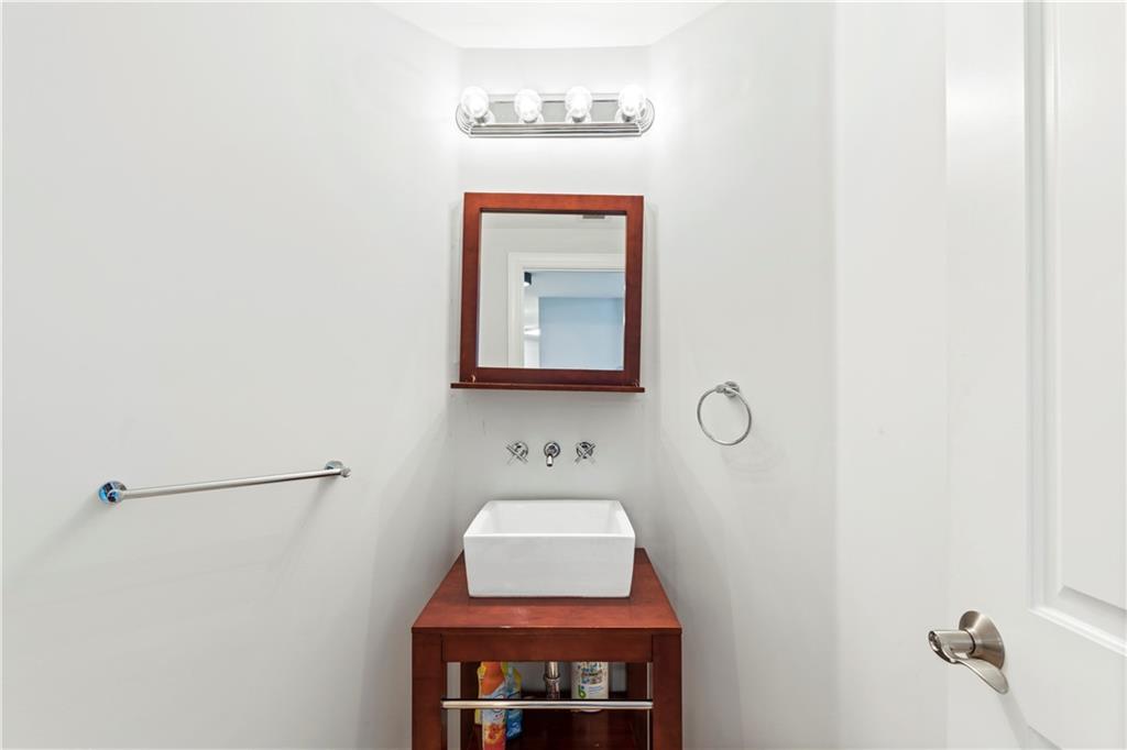 Landings at Las Olas - Residential