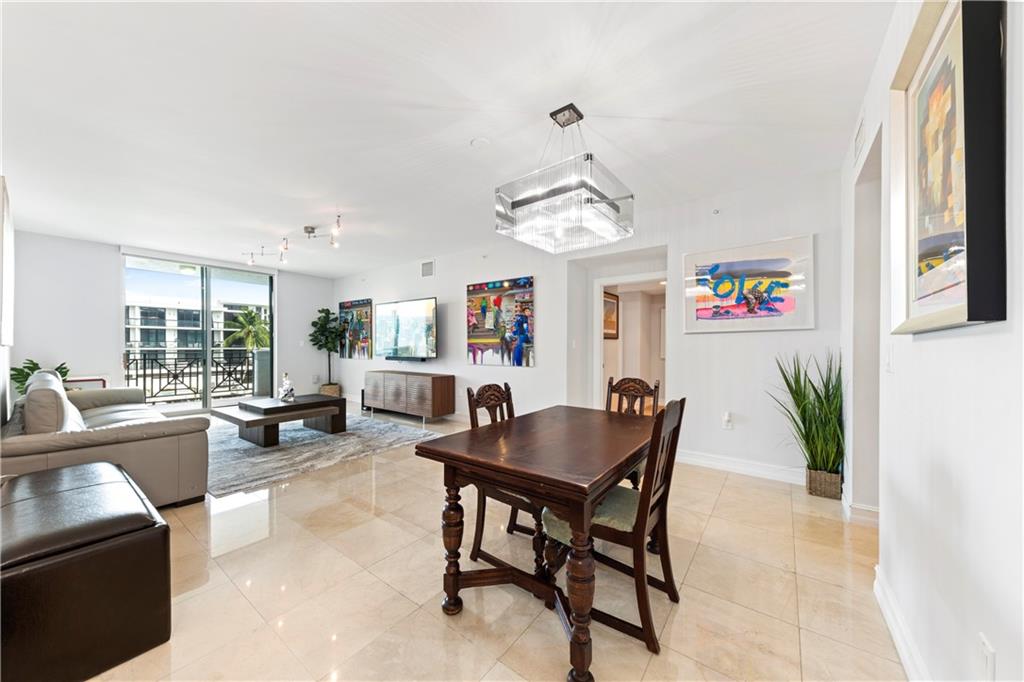 Landings at Las Olas - Residential