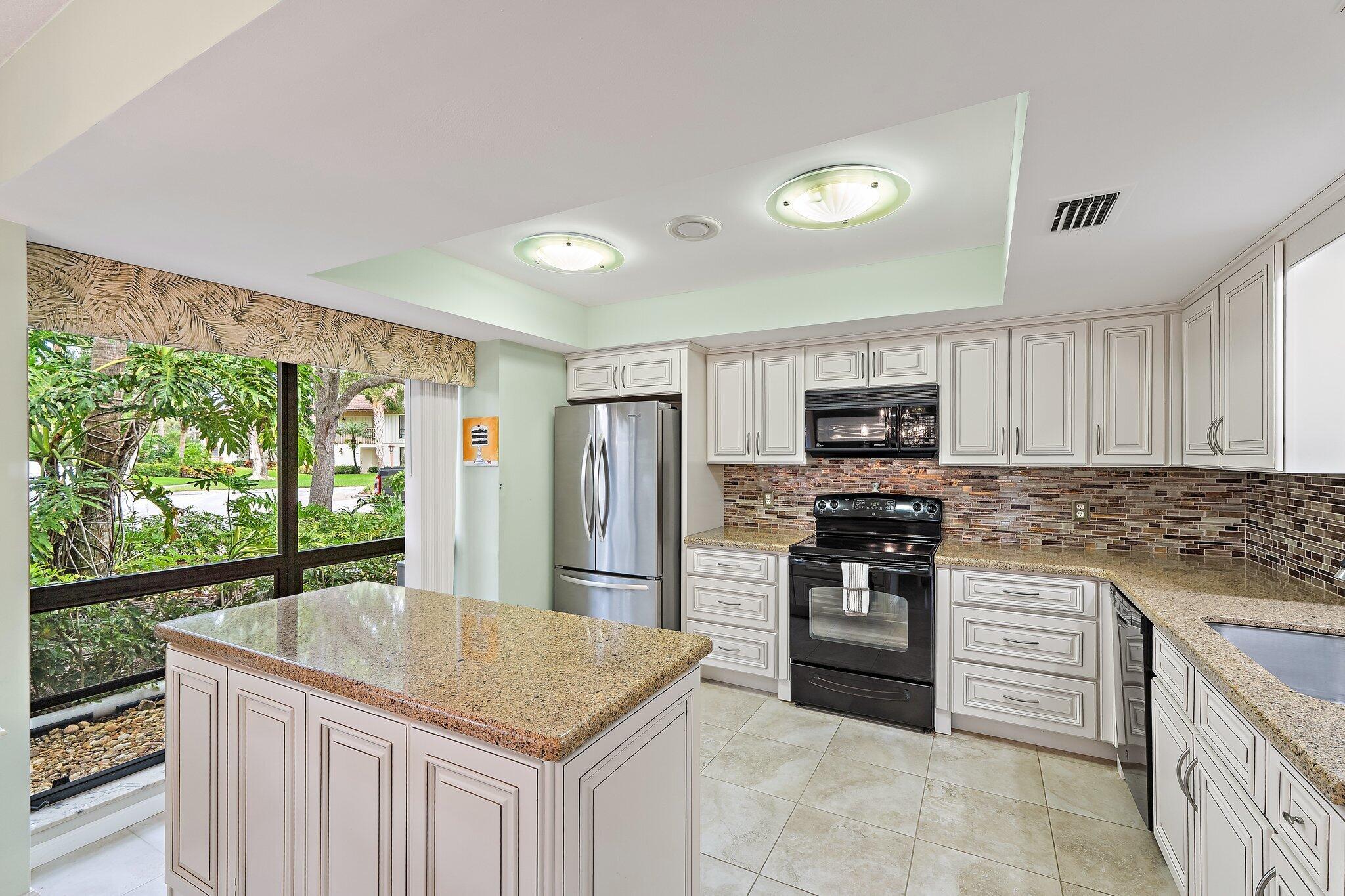 GOLF VILLAS CONDO - Residential Lease