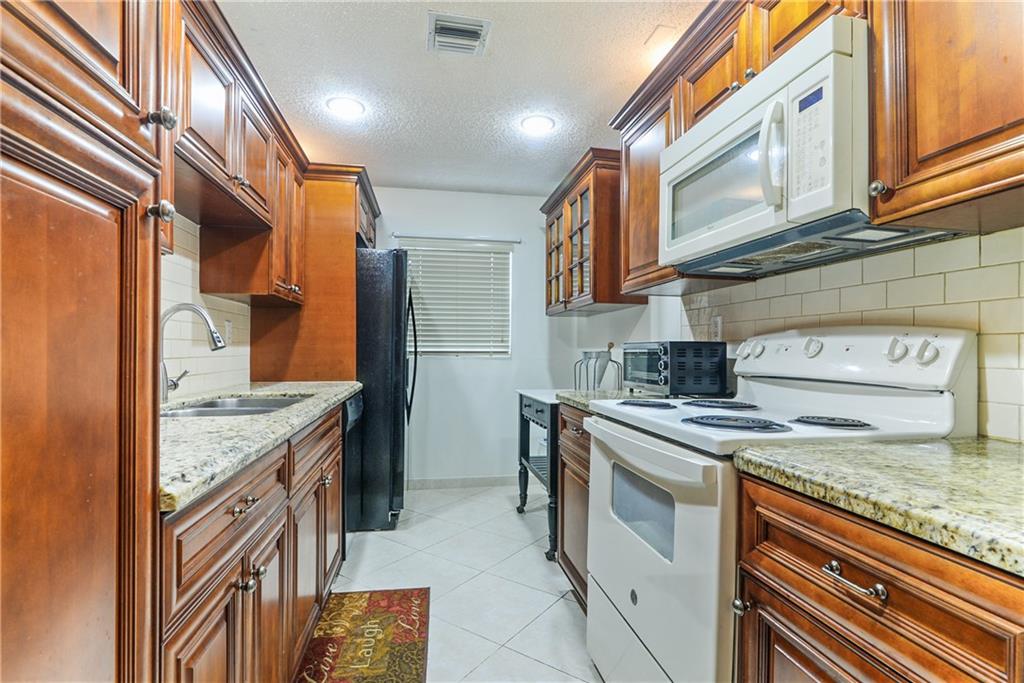 HIGH POINT OF DELRAY WEST - Residential