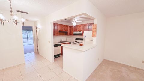 25 Lake Vista Trail 204 Port St Lucie FL 34952