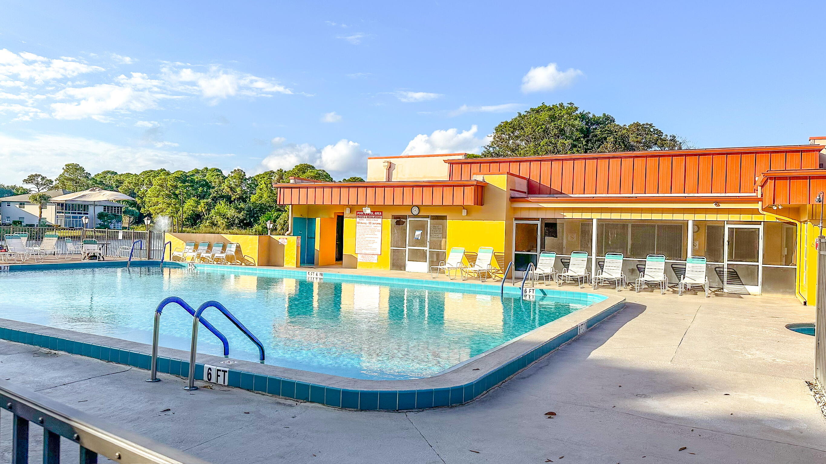 VISTA ST LUCIE BUILDINGS 9 THRU 20 - Residential