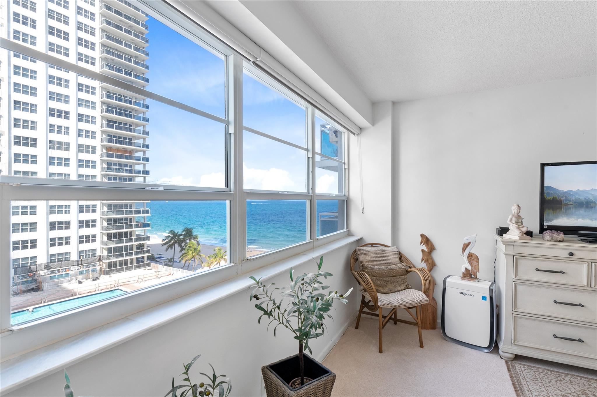 The Commodore - Residential