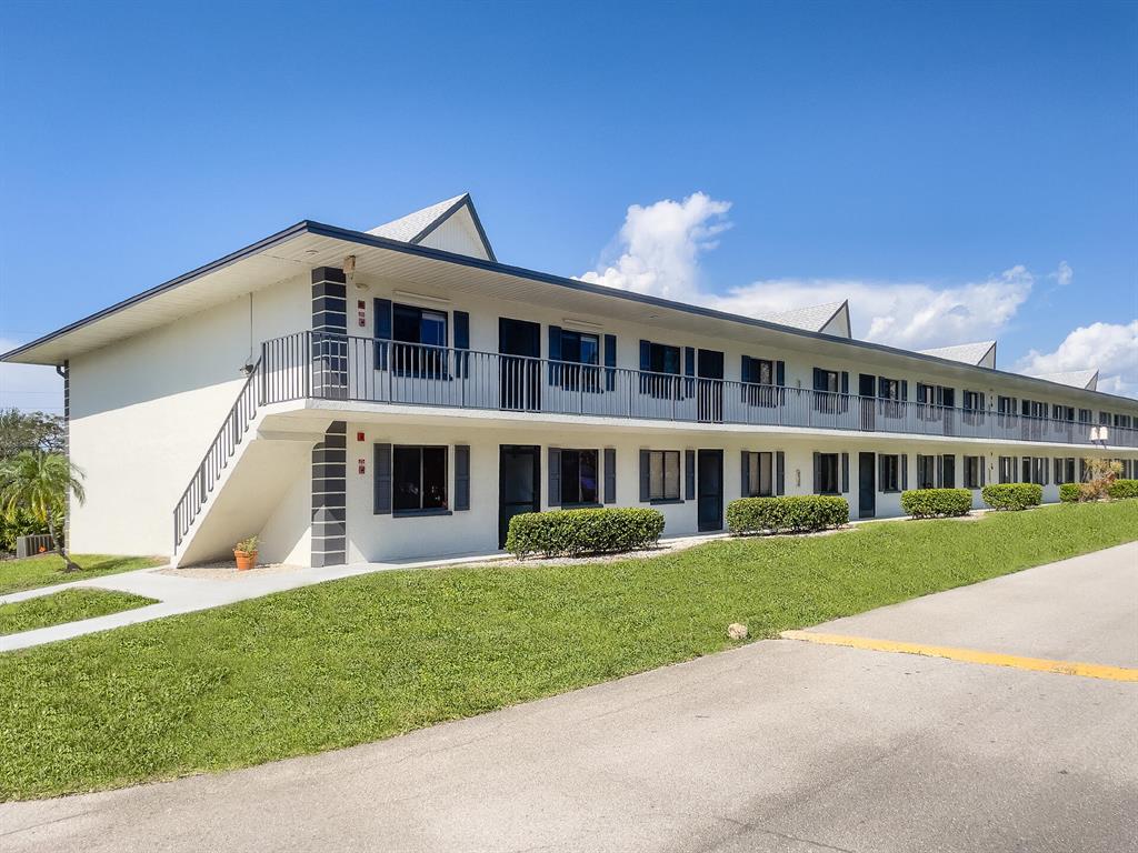 NAPLES HIDEAWAY CLUB A CONDO - Residential