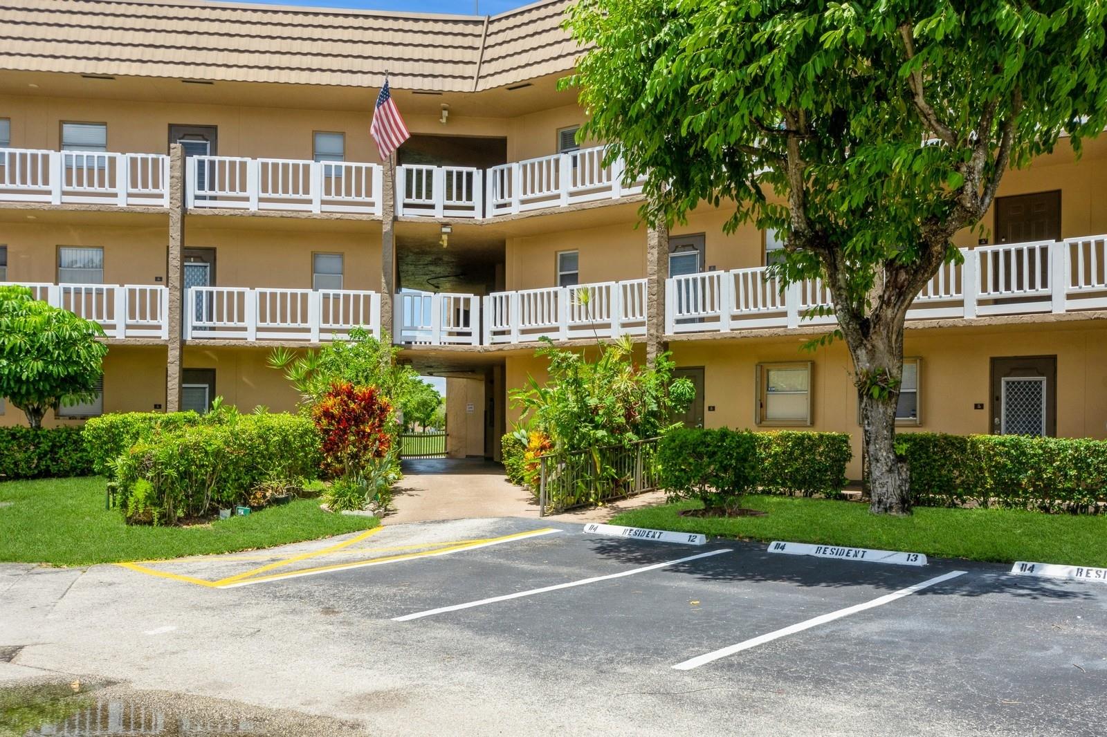 Sunrise Lakes 114-Condo - Residential