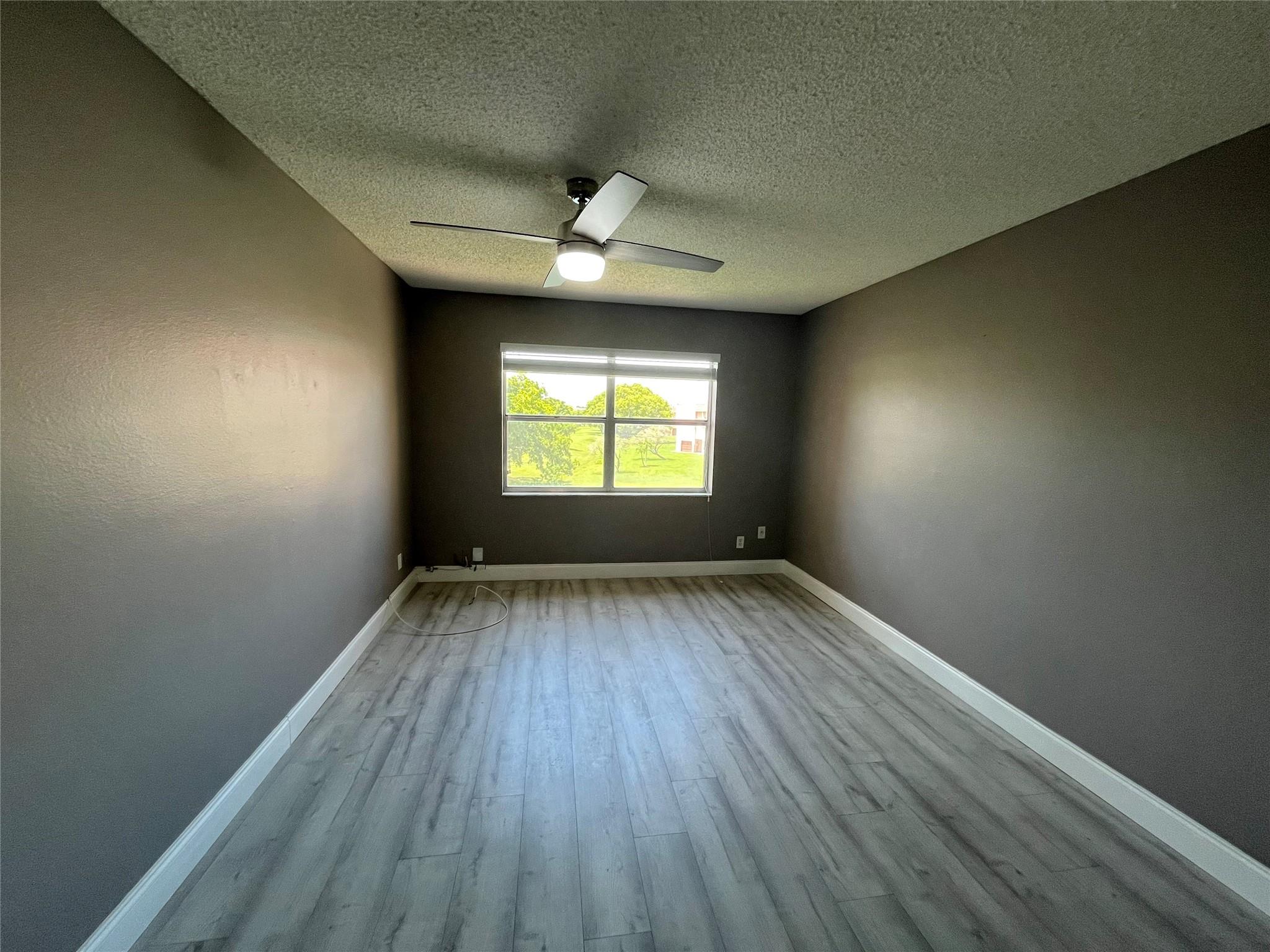 Sunrise Lakes 114-Condo - Residential