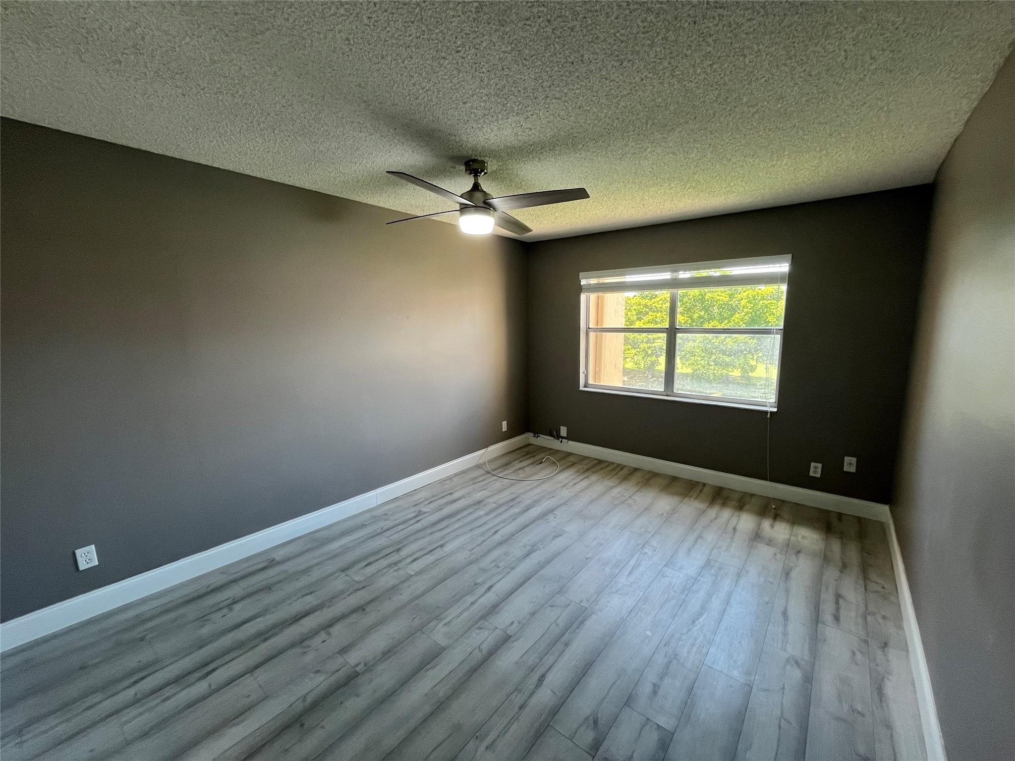 Sunrise Lakes 114-Condo - Residential