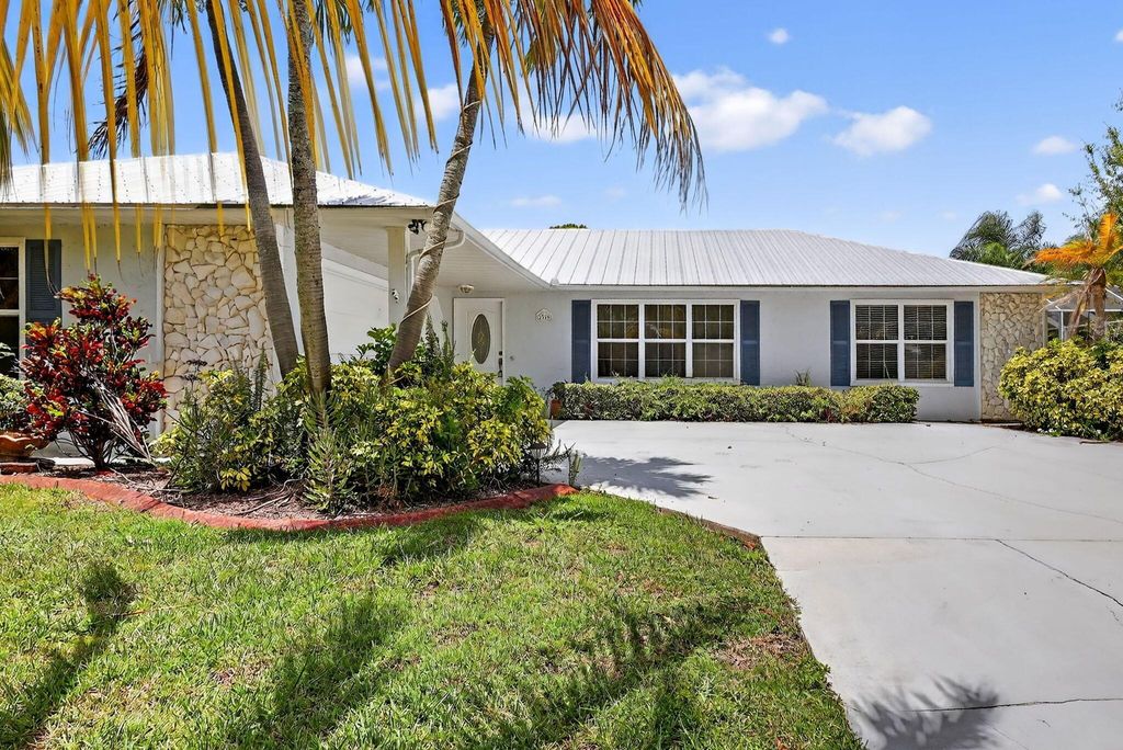 Photo of 2309 SE Luau Avenue, Port Saint Lucie, FL 34952 (MLS # R11097240)
