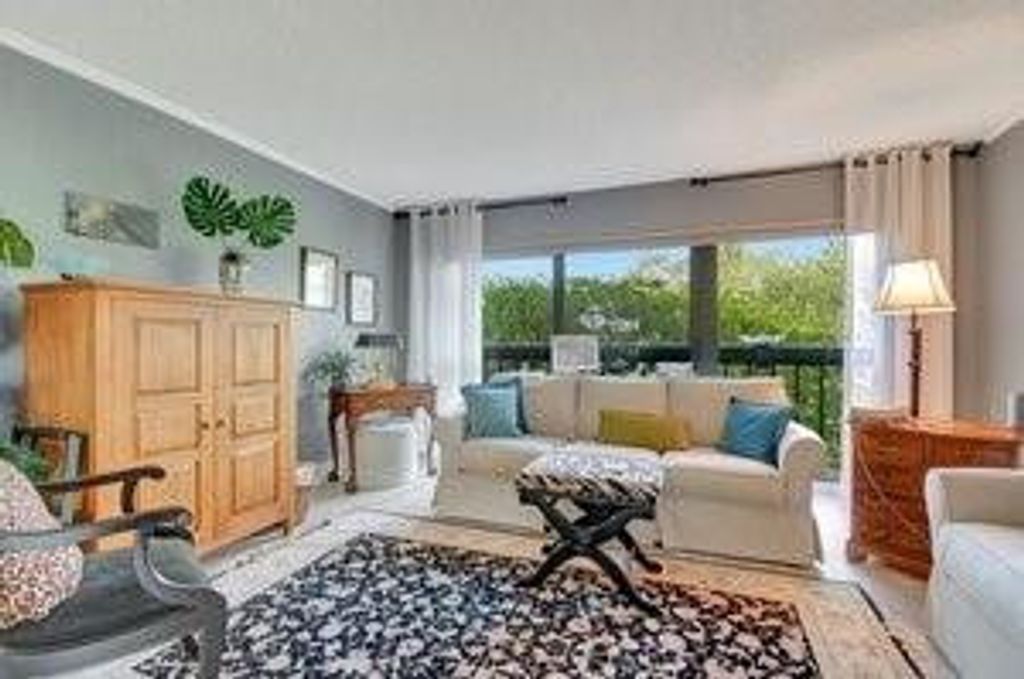 Photo of 5495 NE 25th Avenue #301, Fort Lauderdale, FL 33308 (MLS # F10483617)