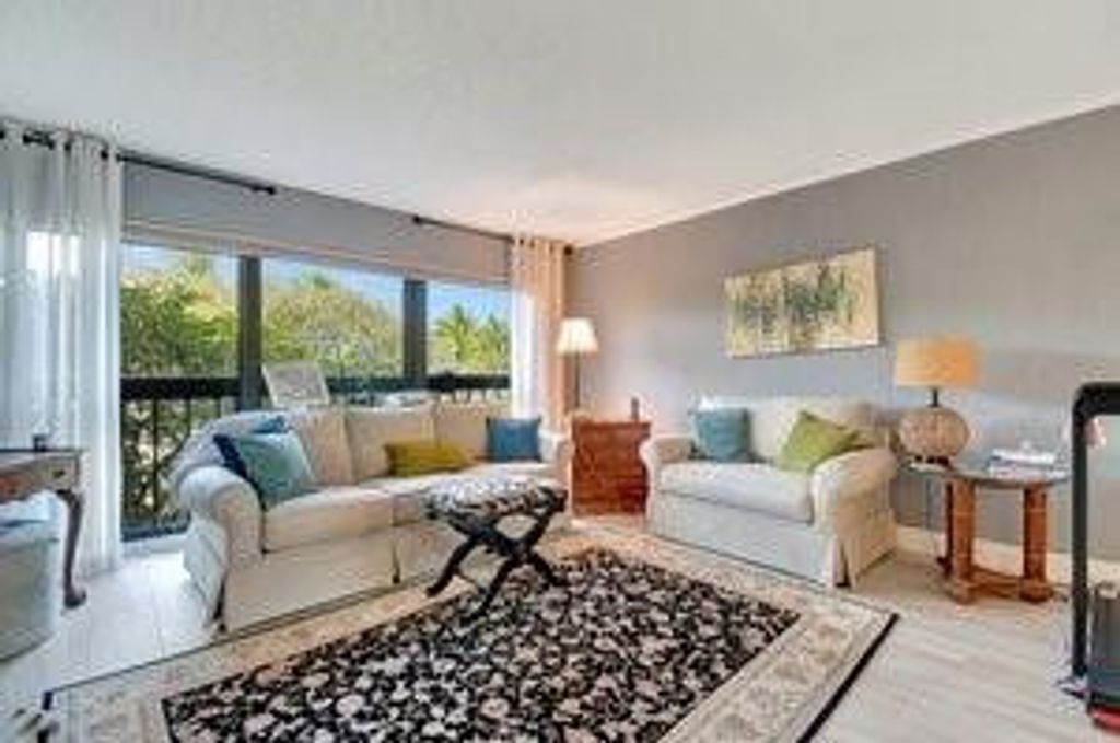 Photo of 5495 NE 25th Avenue #301, Fort Lauderdale, FL 33308 (MLS # F10483617)