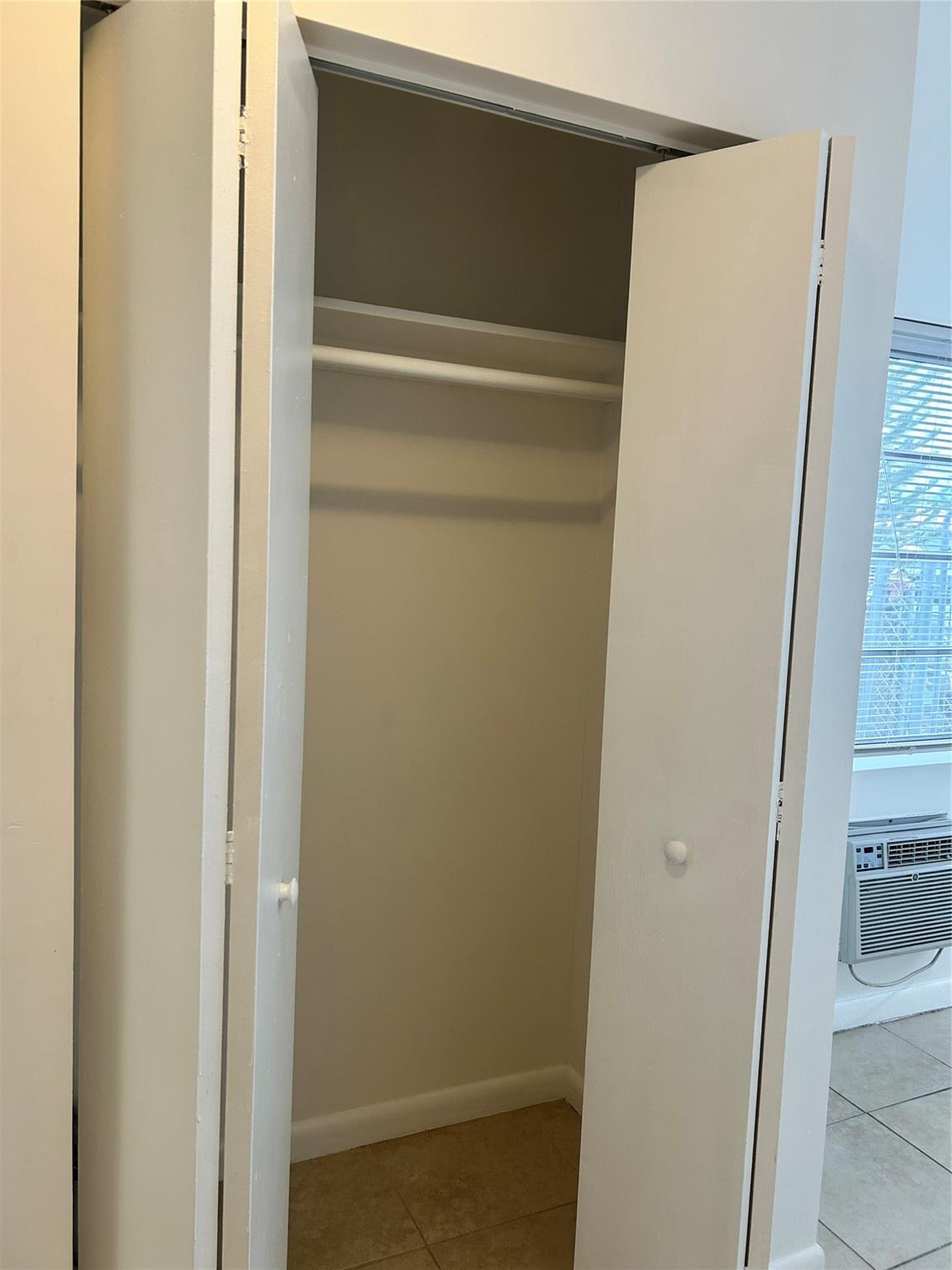 Hallandale Park 3 6-7 B - Residential Lease