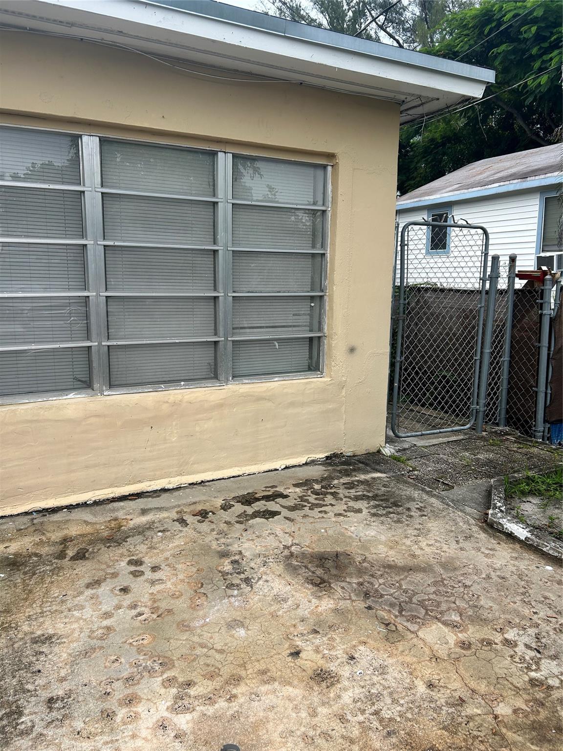 Hallandale Park 3 6-7 B - Residential Lease
