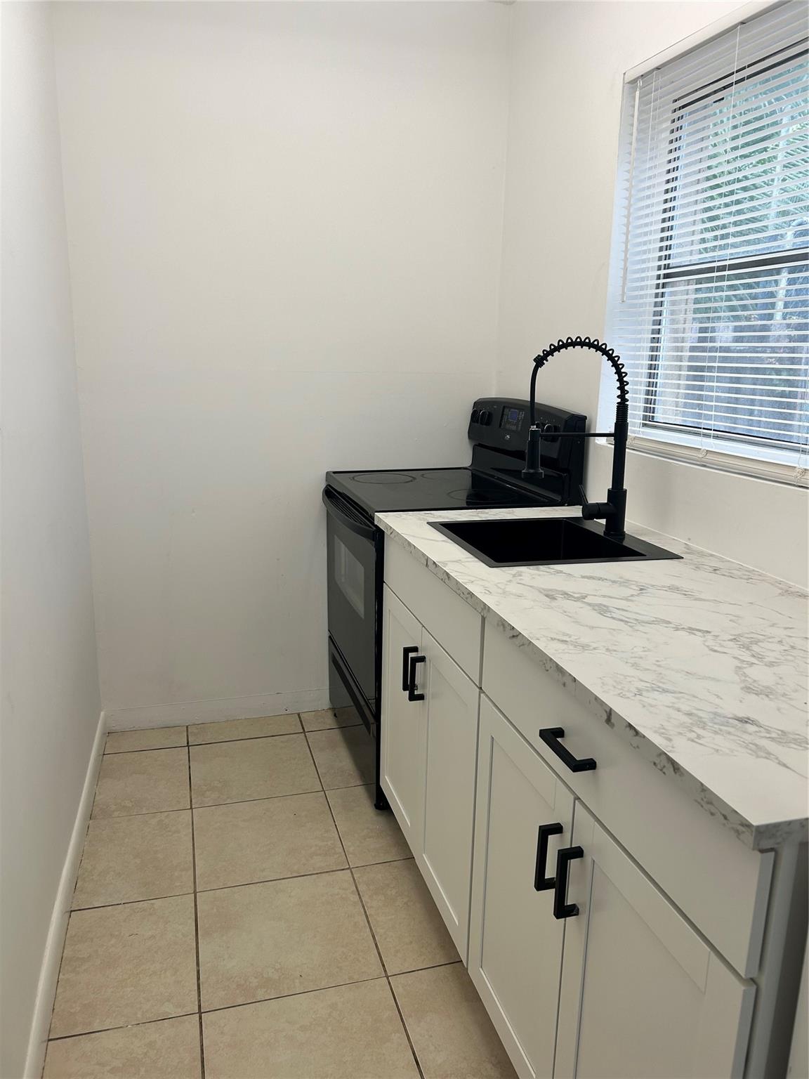 Hallandale Park 3 6-7 B - Residential Lease