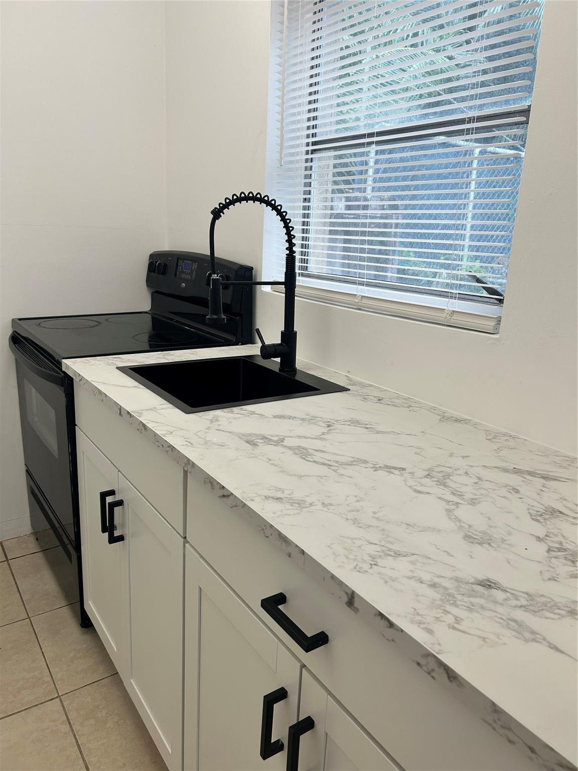 Hallandale Park 3 6-7 B - Residential Lease