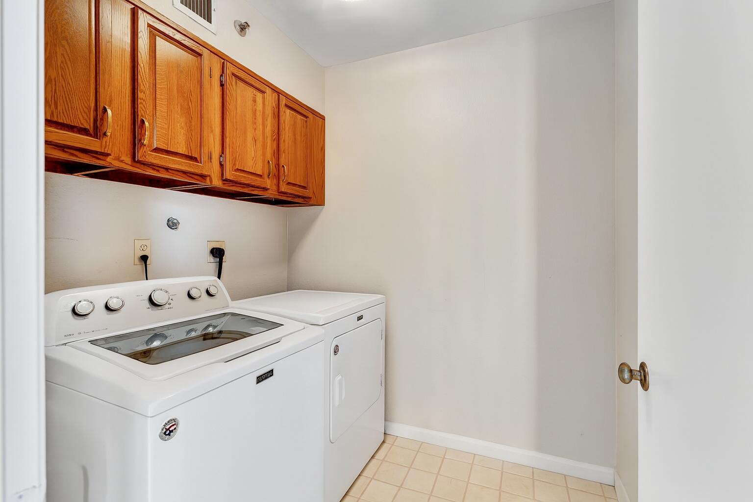 EVANTON BAYE TOWNHOMES CO - Residential