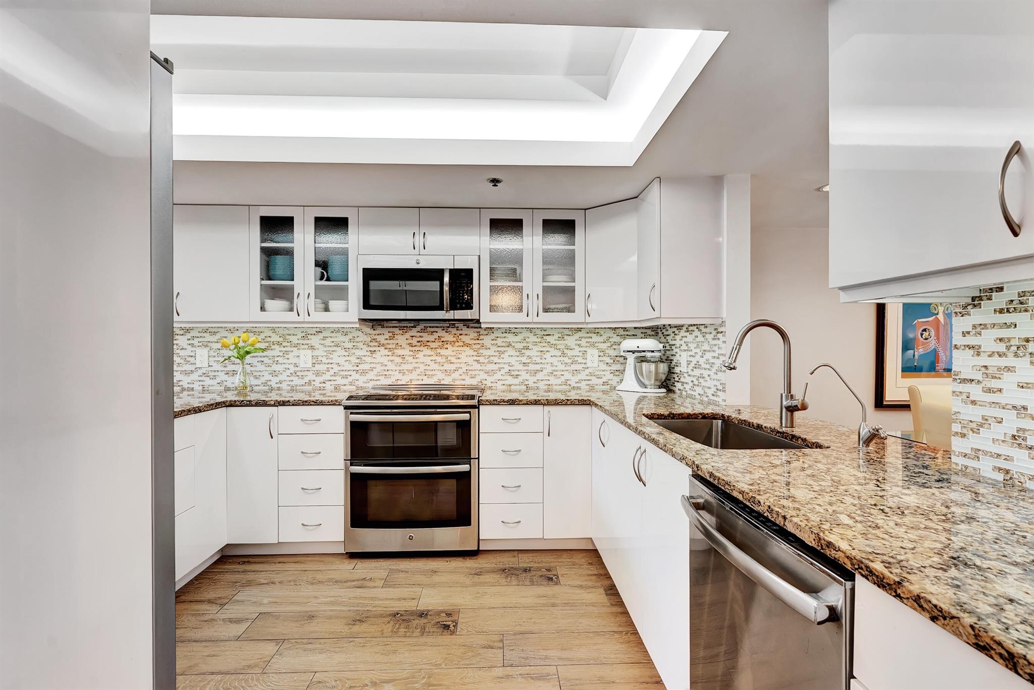 EVANTON BAYE TOWNHOMES CO - Residential