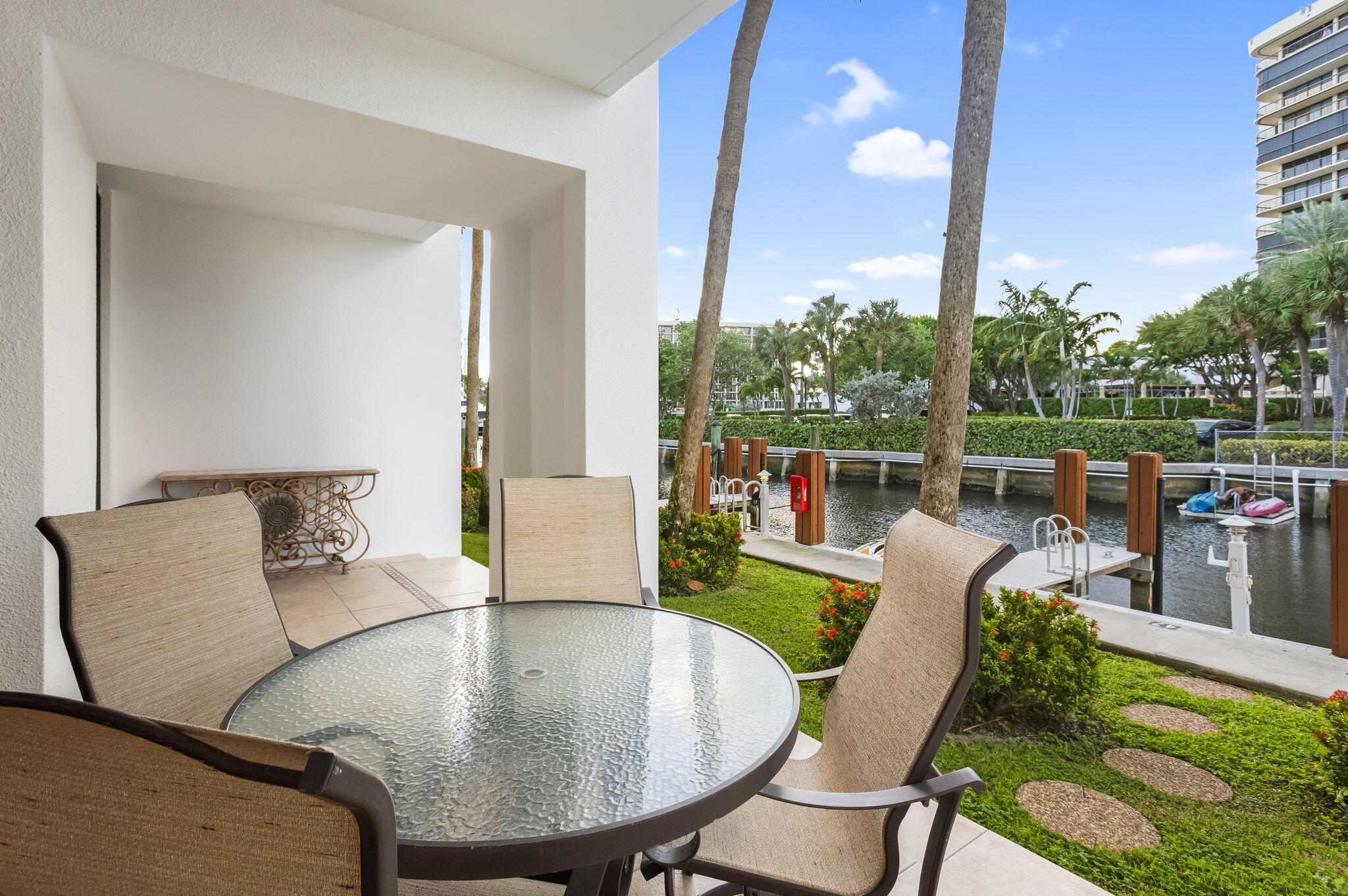 EVANTON BAYE TOWNHOMES CONDO - Residential