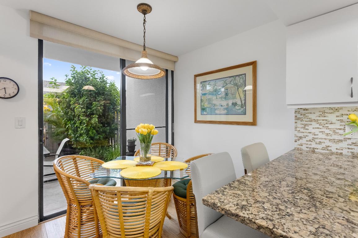 EVANTON BAYE TOWNHOMES CONDO - Residential