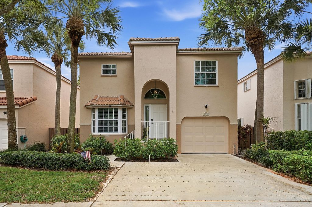 Photo of 10690 NW 12th Drive, Plantation, FL 33322 (MLS # B26008103)