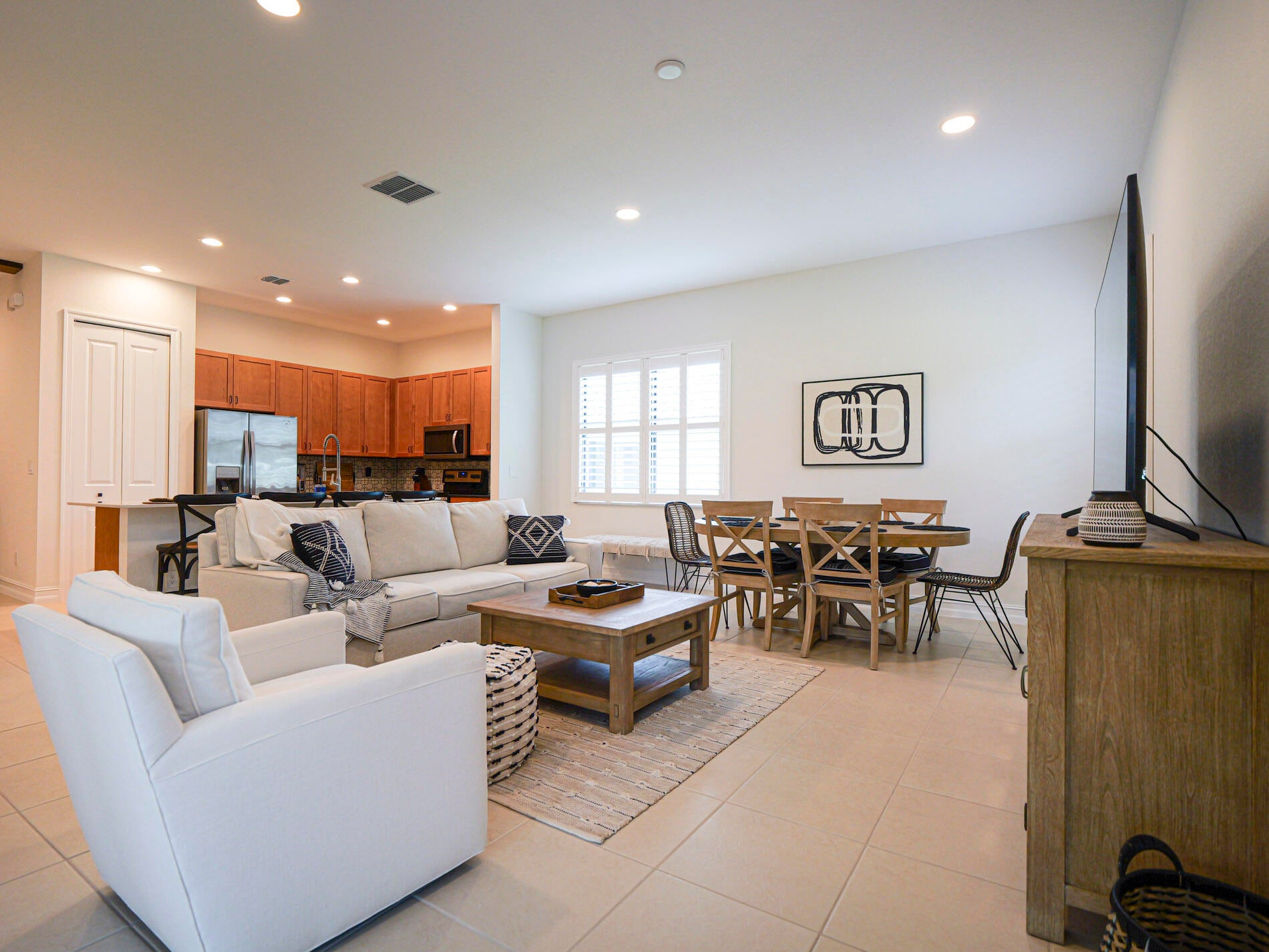 5527 57TH Way, Vero Beach, FL, 32967/$520,000 4 5527 57TH Way