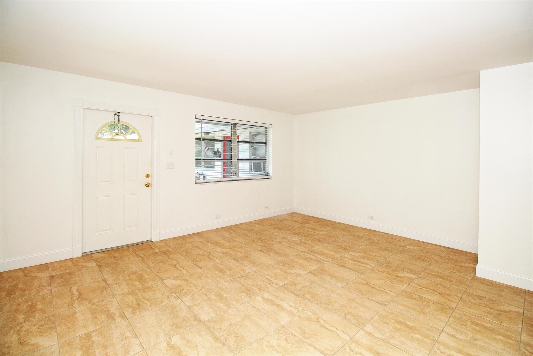 630 Prosperity Farms Road 3