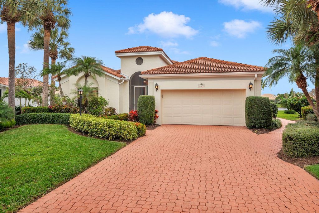 Photo of 3498 Lantern Bay Drive, Jupiter, FL 33477 (MLS # R10952447)