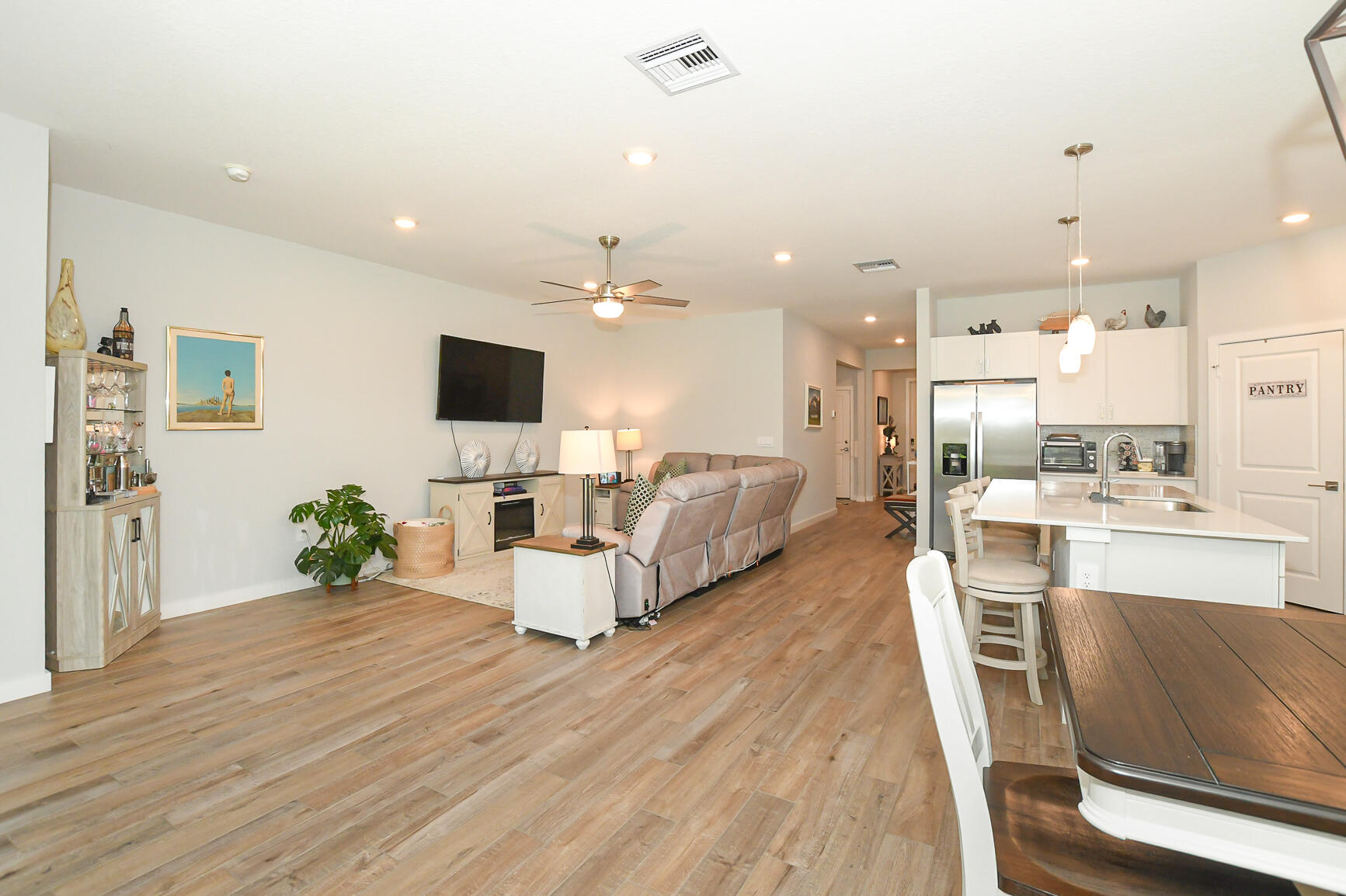 KANNER LAKE (AKA WILLOW POINTE) - Residential