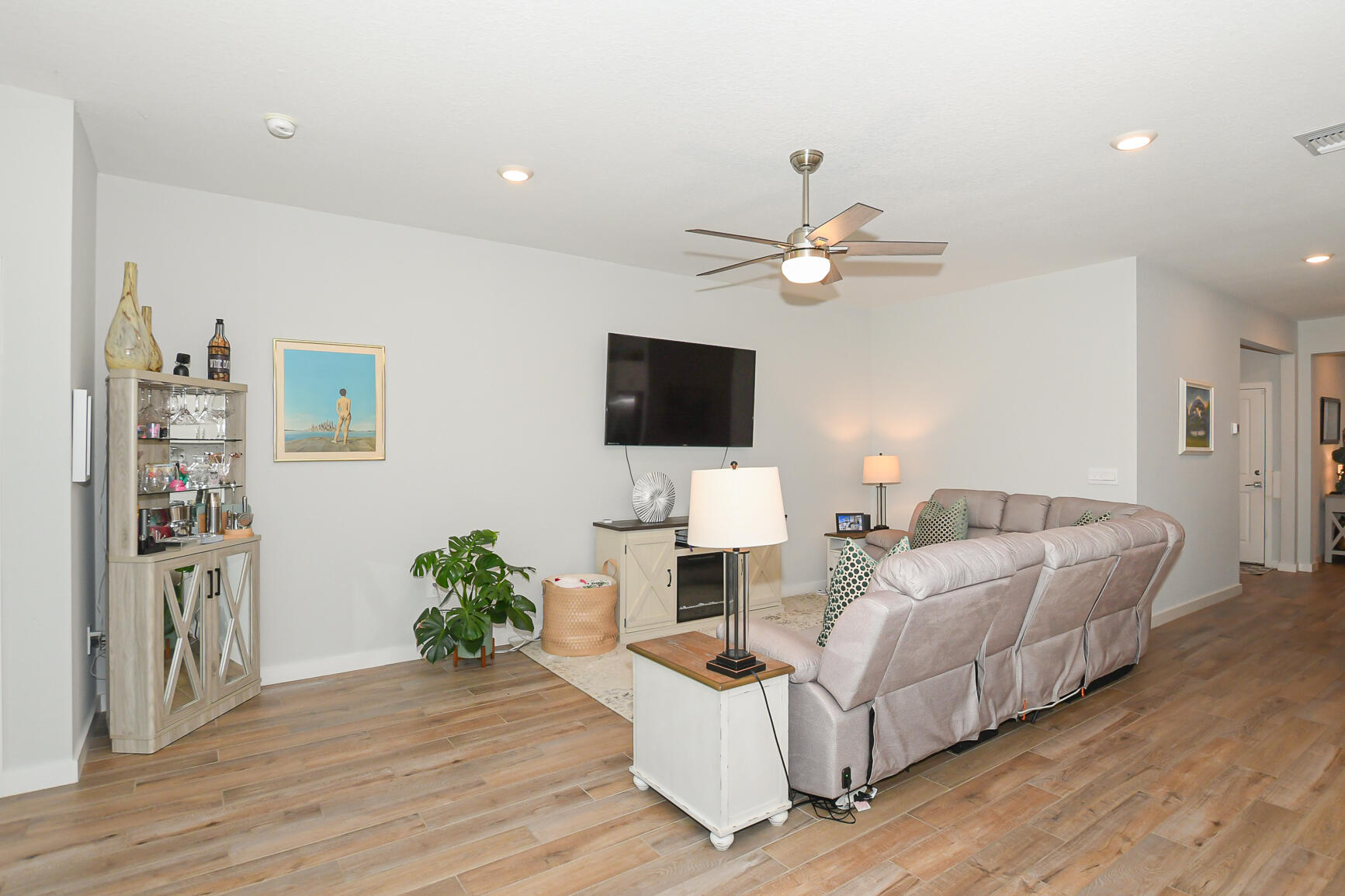 KANNER LAKE (AKA WILLOW POINTE) - Residential