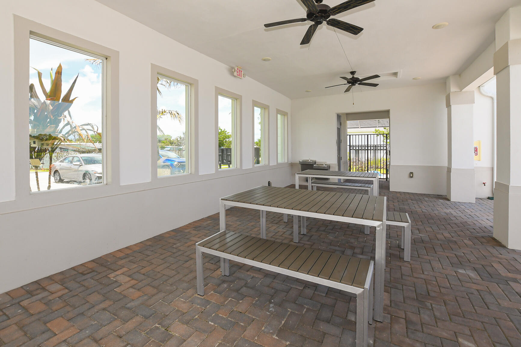 KANNER LAKE (AKA WILLOW POINTE) - Residential