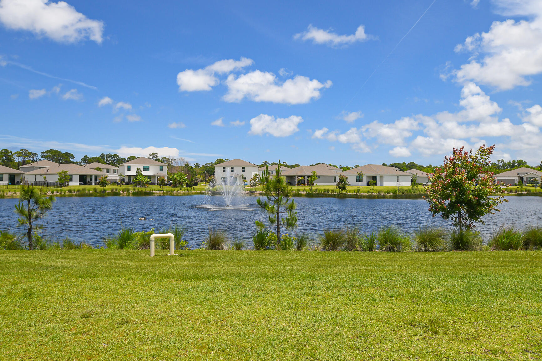 KANNER LAKE (AKA WILLOW POINTE) - Residential