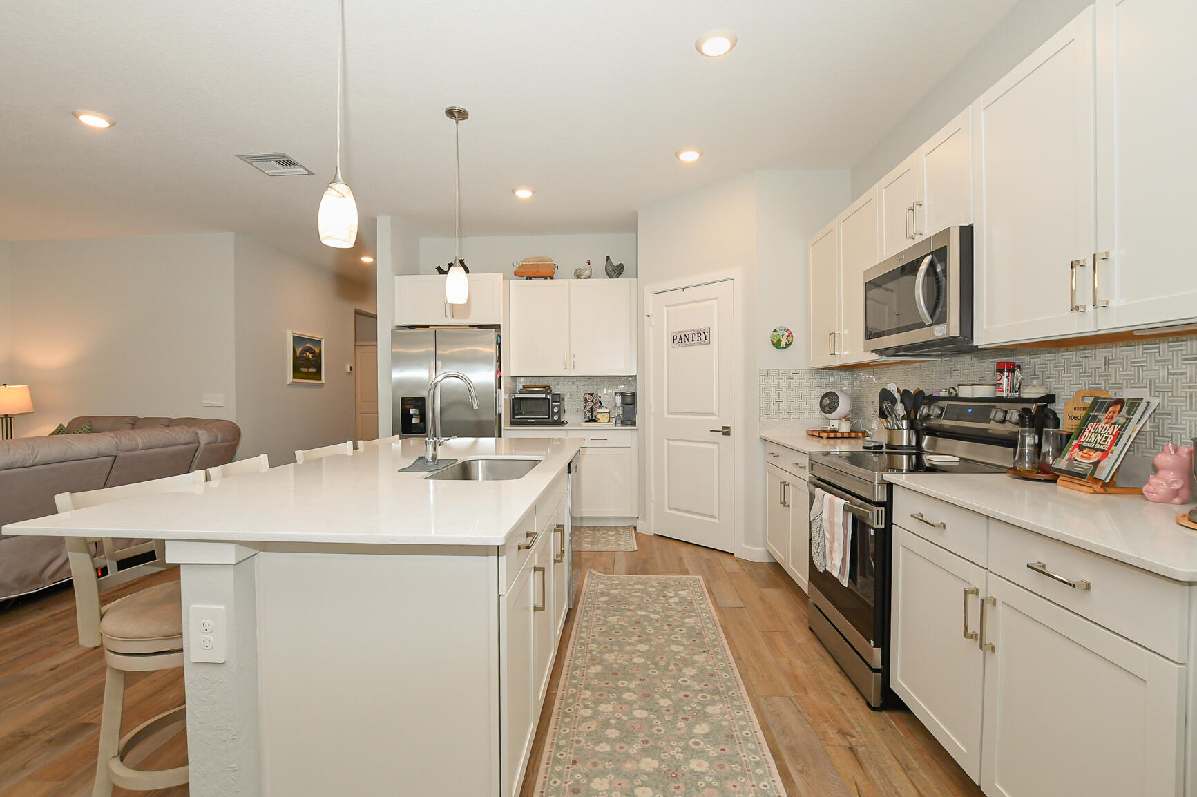 KANNER LAKE (AKA WILLOW POINTE) - Residential