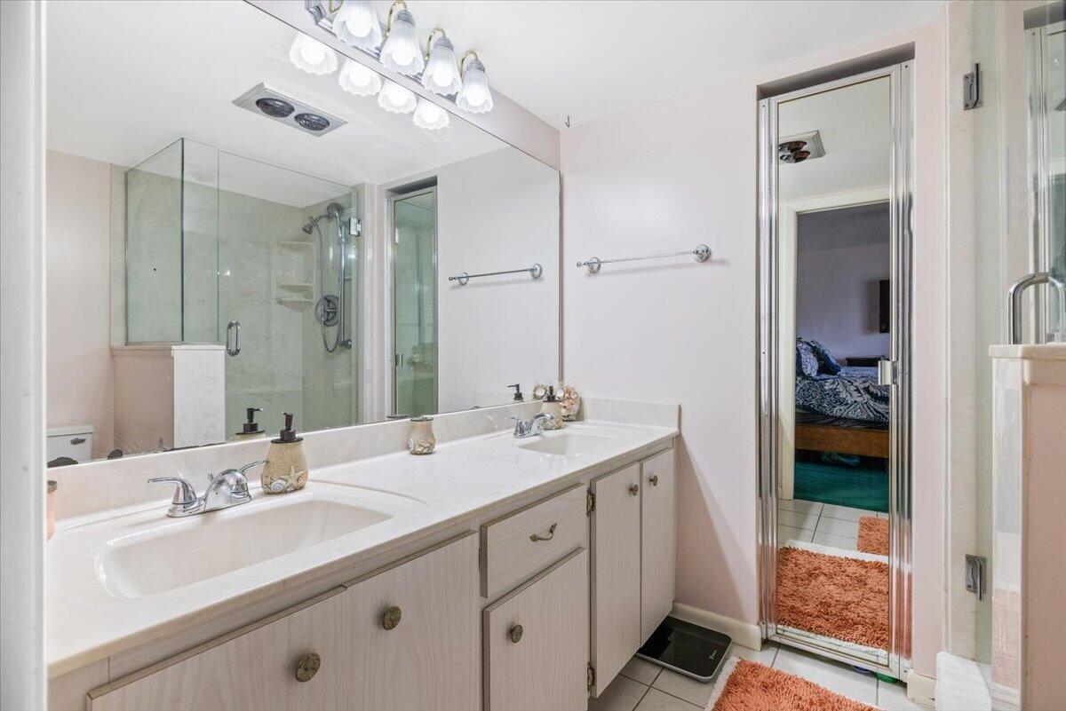 TROPIC VILLAS - Residential