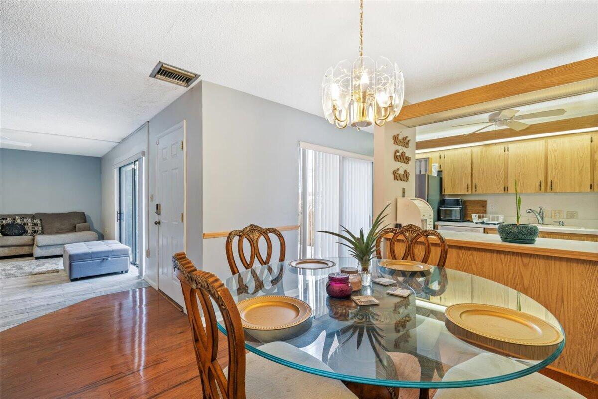 TROPIC VILLAS - Residential