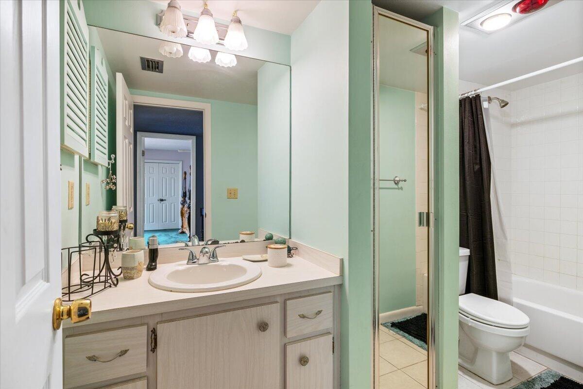 TROPIC VILLAS - Residential