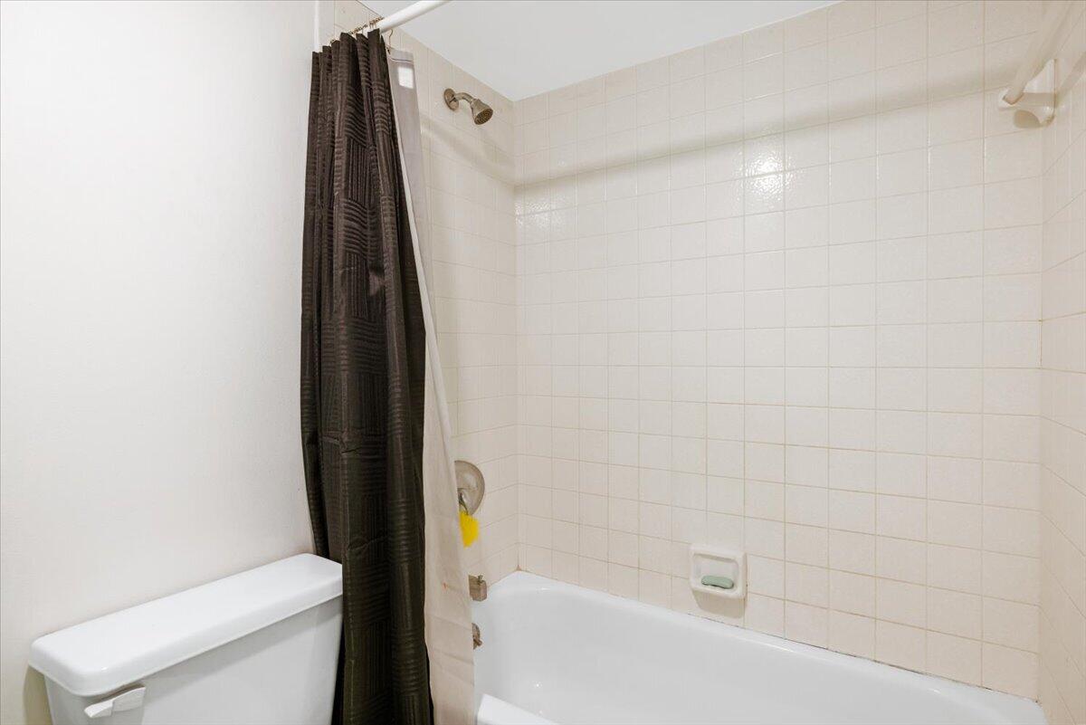 TROPIC VILLAS - Residential