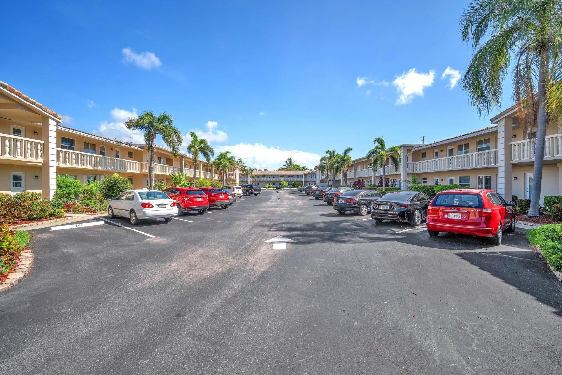 Venetian Park Gardens - Residential