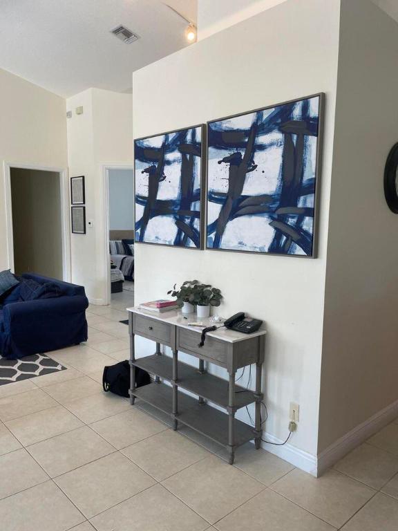 1111 SE Westchester Drive