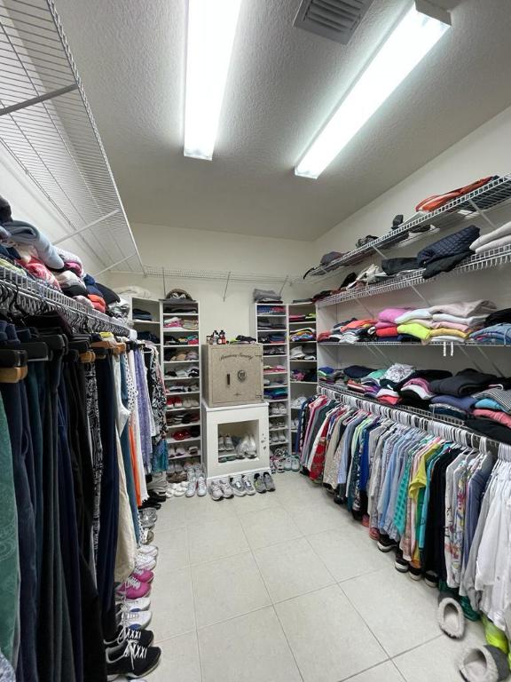 RIVER VISTA SUBDIVISION REPLAT - Residential