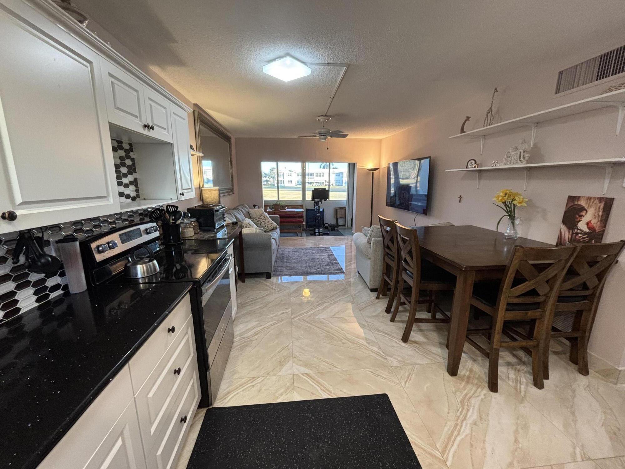 2700 W Golf Boulevard 146