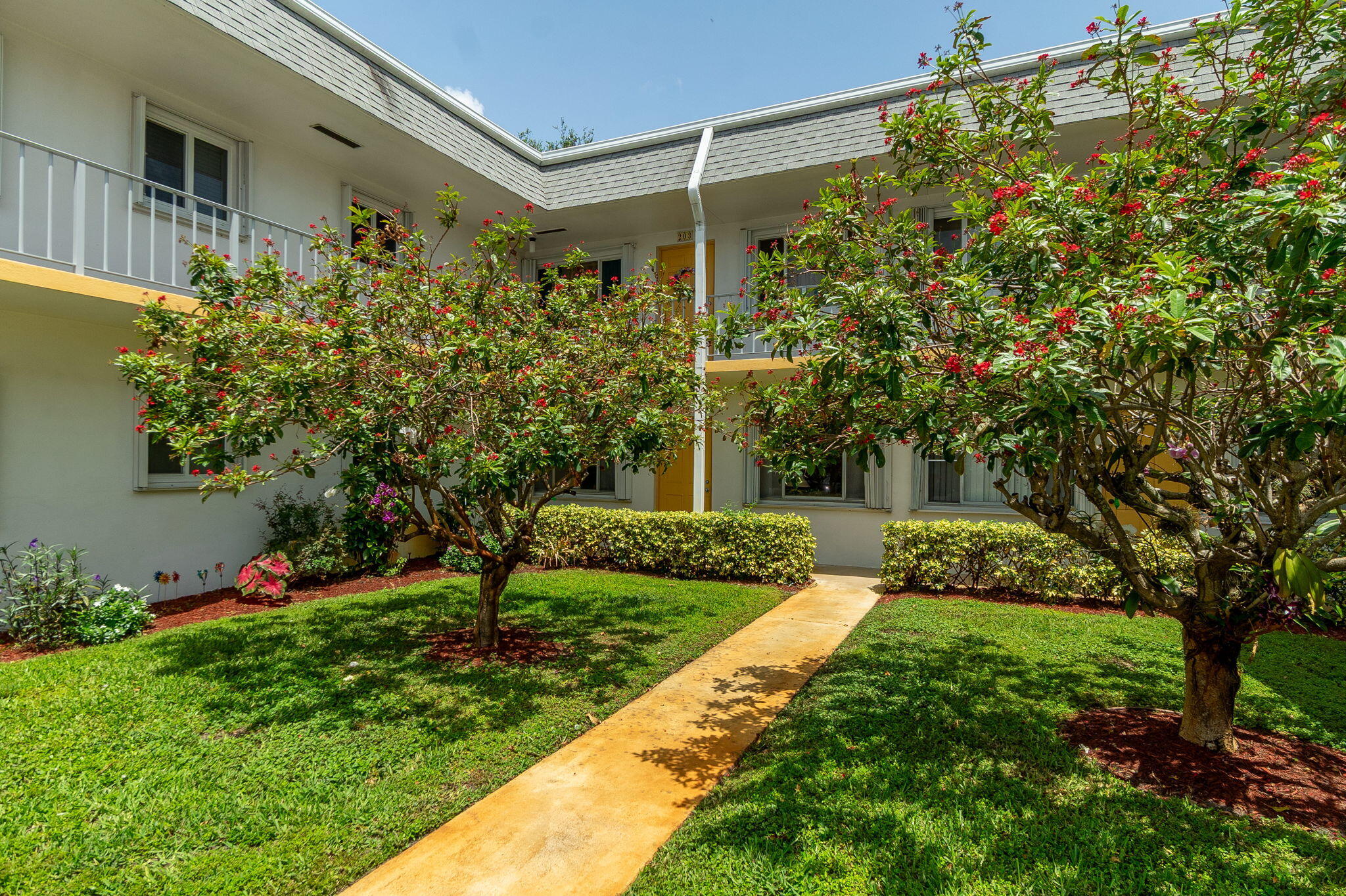 3000 Lake Osborne Drive 103