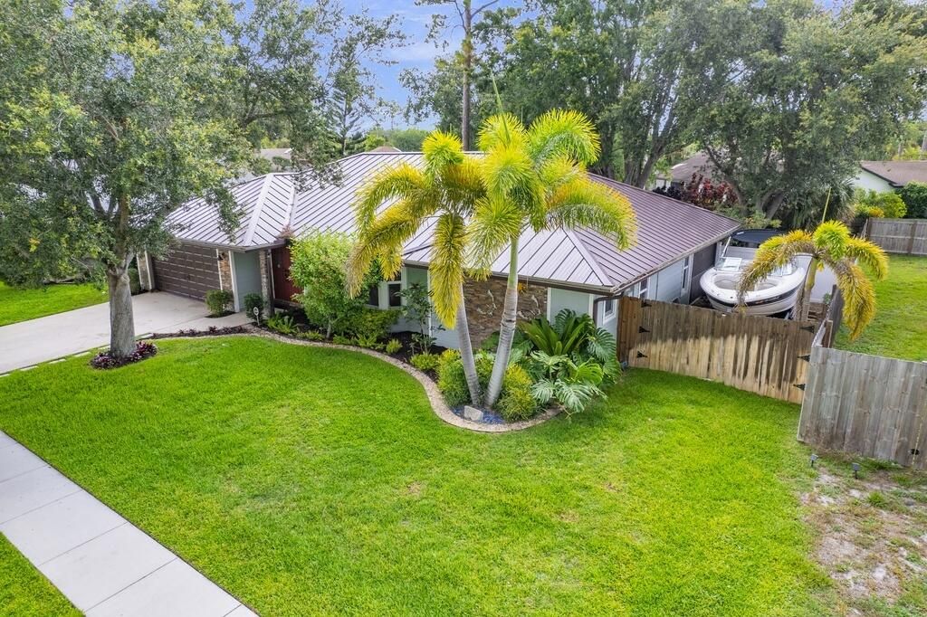 Photo of 13382 Northumberland Circle, Wellington, FL 33414 (MLS # B26039445)