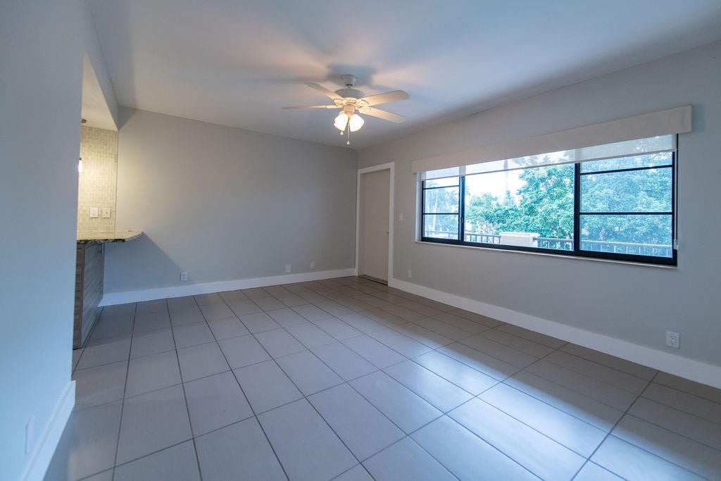 Photo of 64 ISLE OF VENICE Drive #APT 22, Fort Lauderdale, FL 33301 (MLS # B26078763)