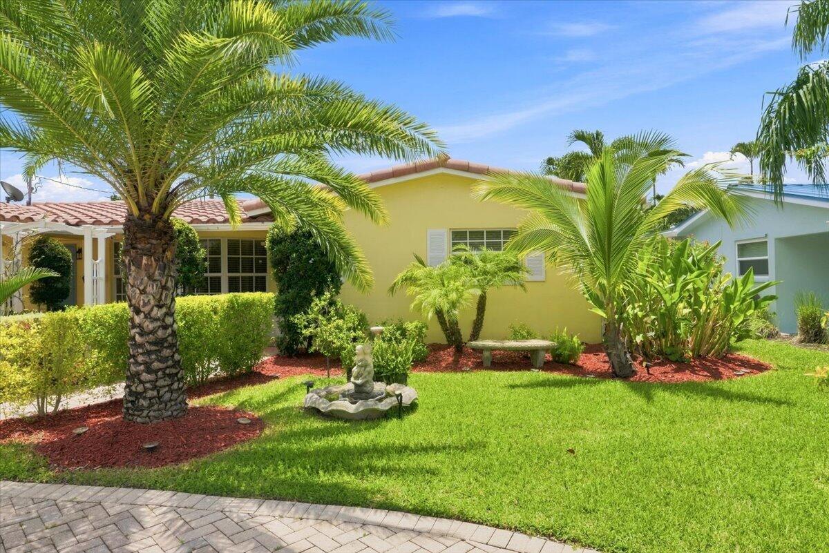 1736 NW 39th Street